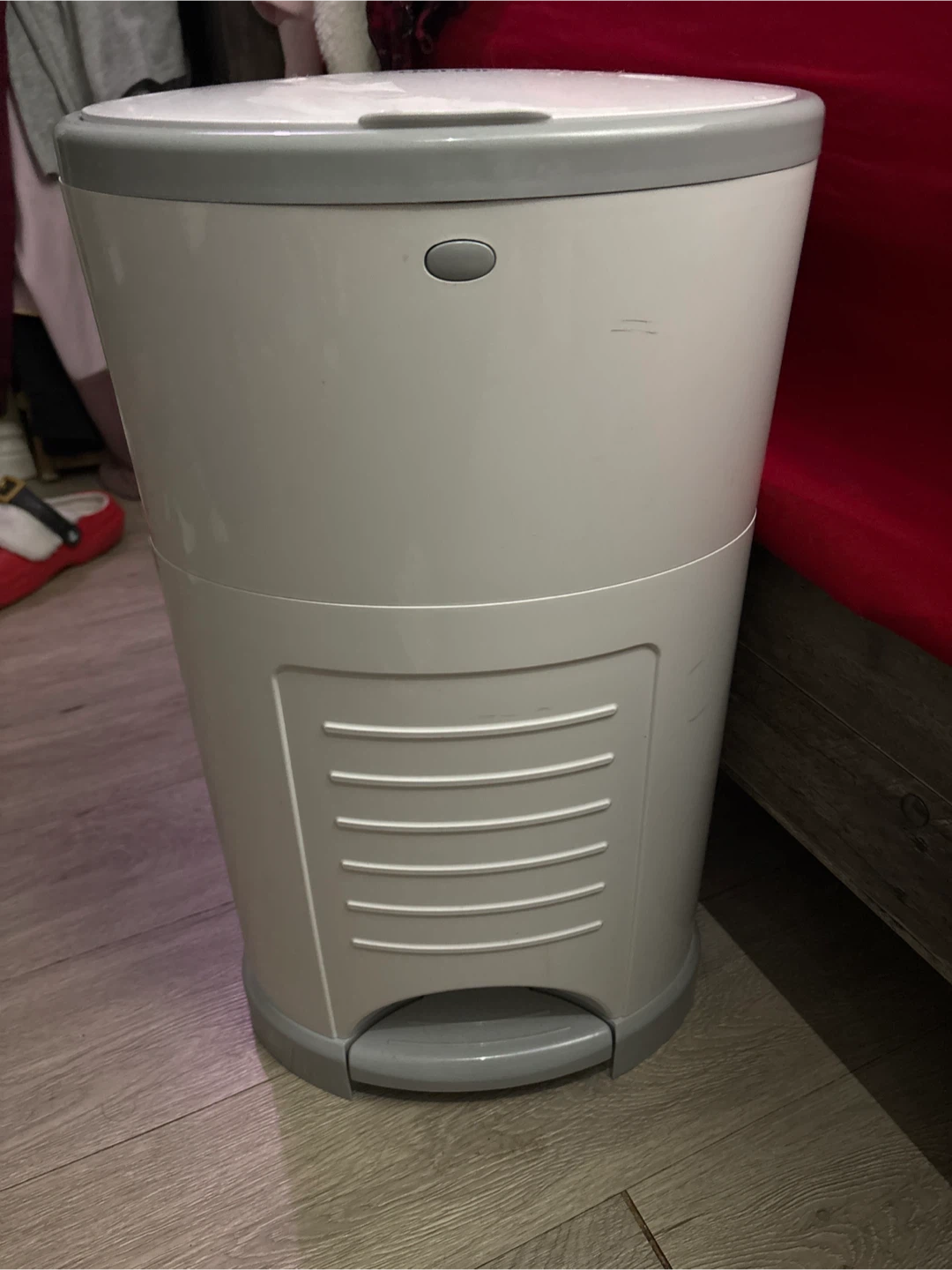 Dékor Hands-Free Diaper Pail - photo 2