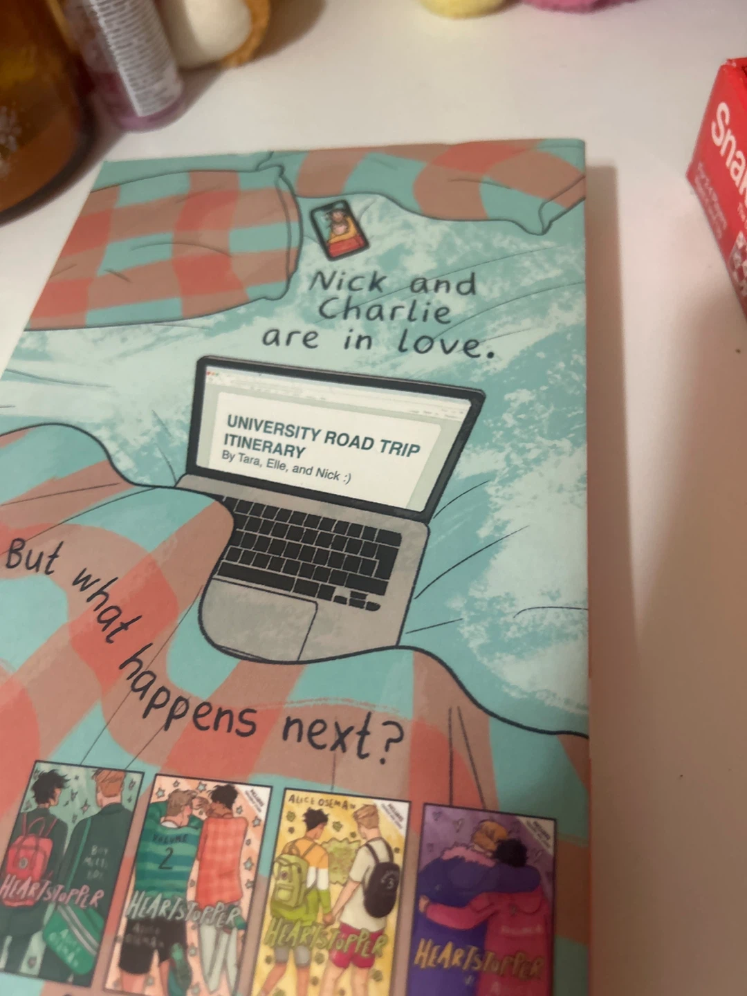 Heartstopper Volume 5 by Alice Oseman - photo 2