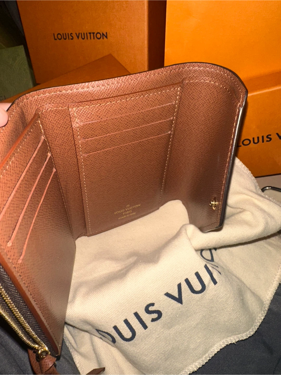 Louis Vuitton Slender Wallet M6907 - photo 3