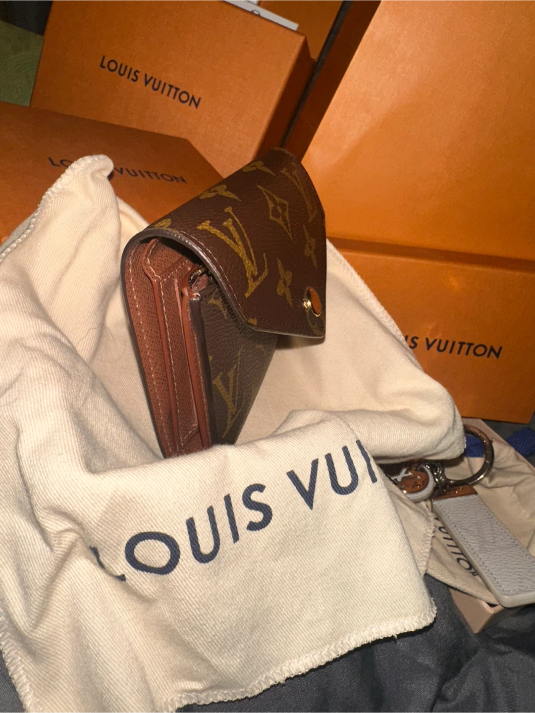 Louis Vuitton Slender Wallet M6907 - photo 4