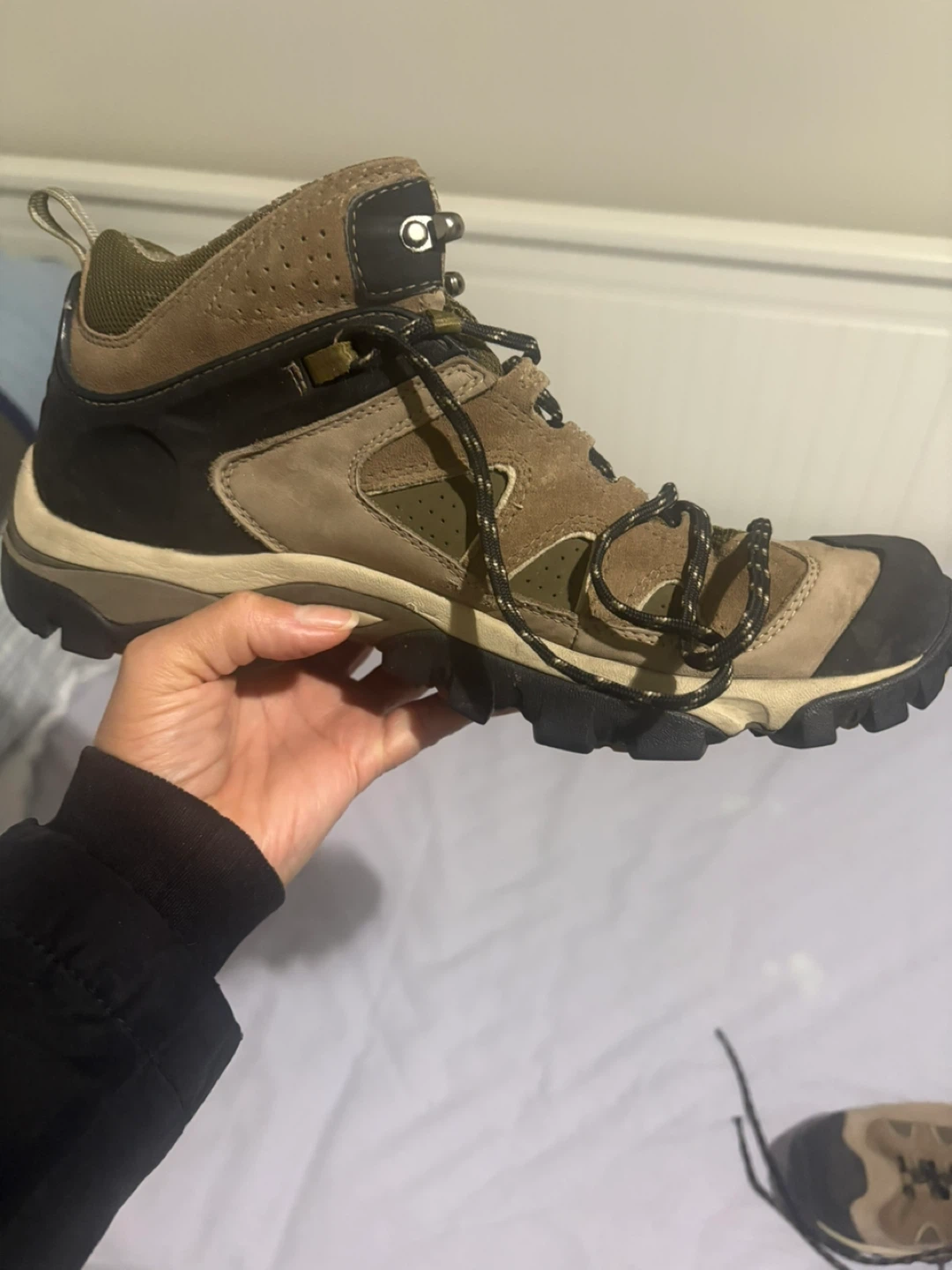 Timberland Hiking Boots, Size 9.5 - photo 2