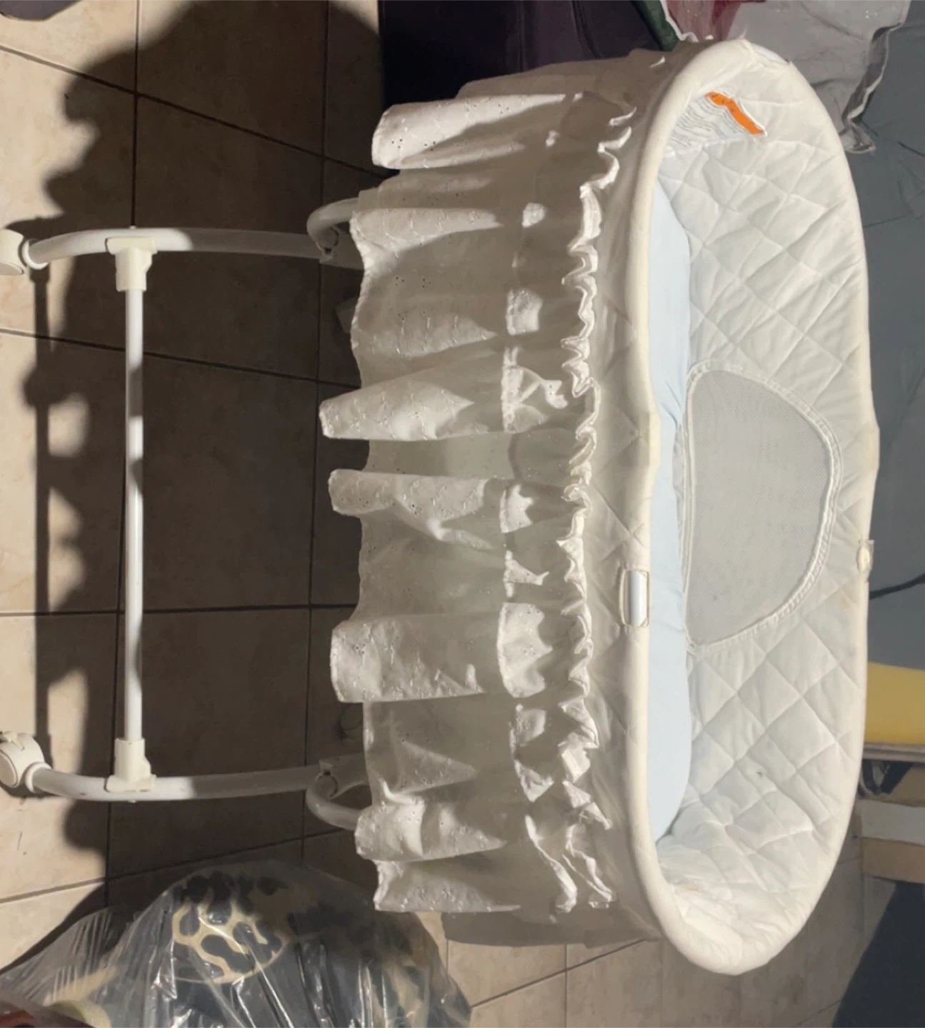 White Bassinet
