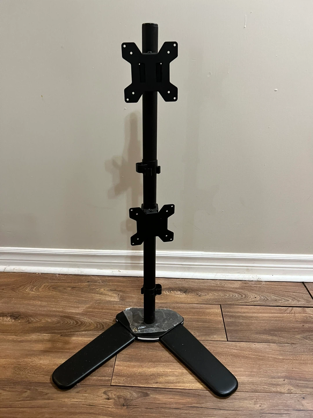 Dual Monitor Stand Black 32” VESA 100 mm
