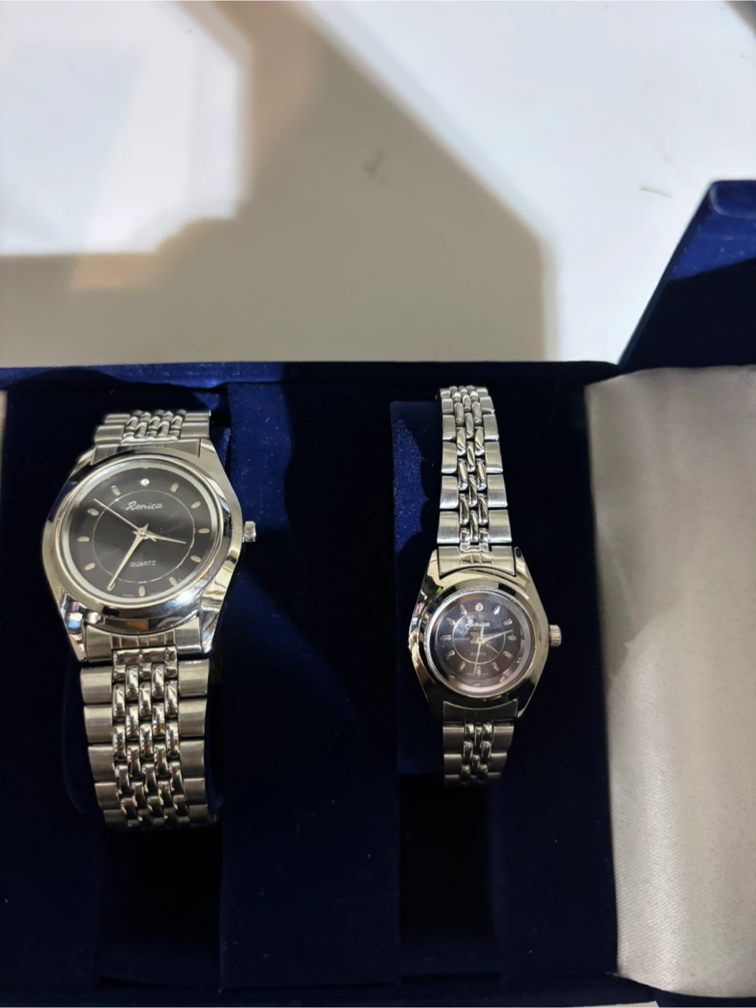 Ronica Quartz Watch Set with Box -need battery