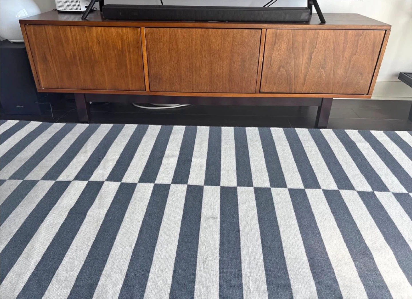 Viral IKEA Stockholm Rug - Grey/Off White