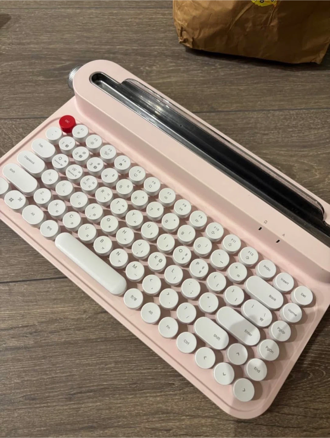 Actto retro wireless keyboard