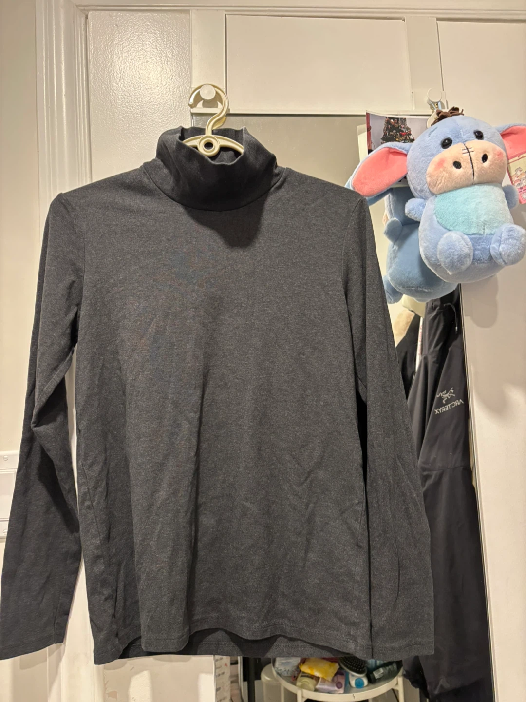 Uniqlo Heattech Turtleneck Top - Size M - photo 2