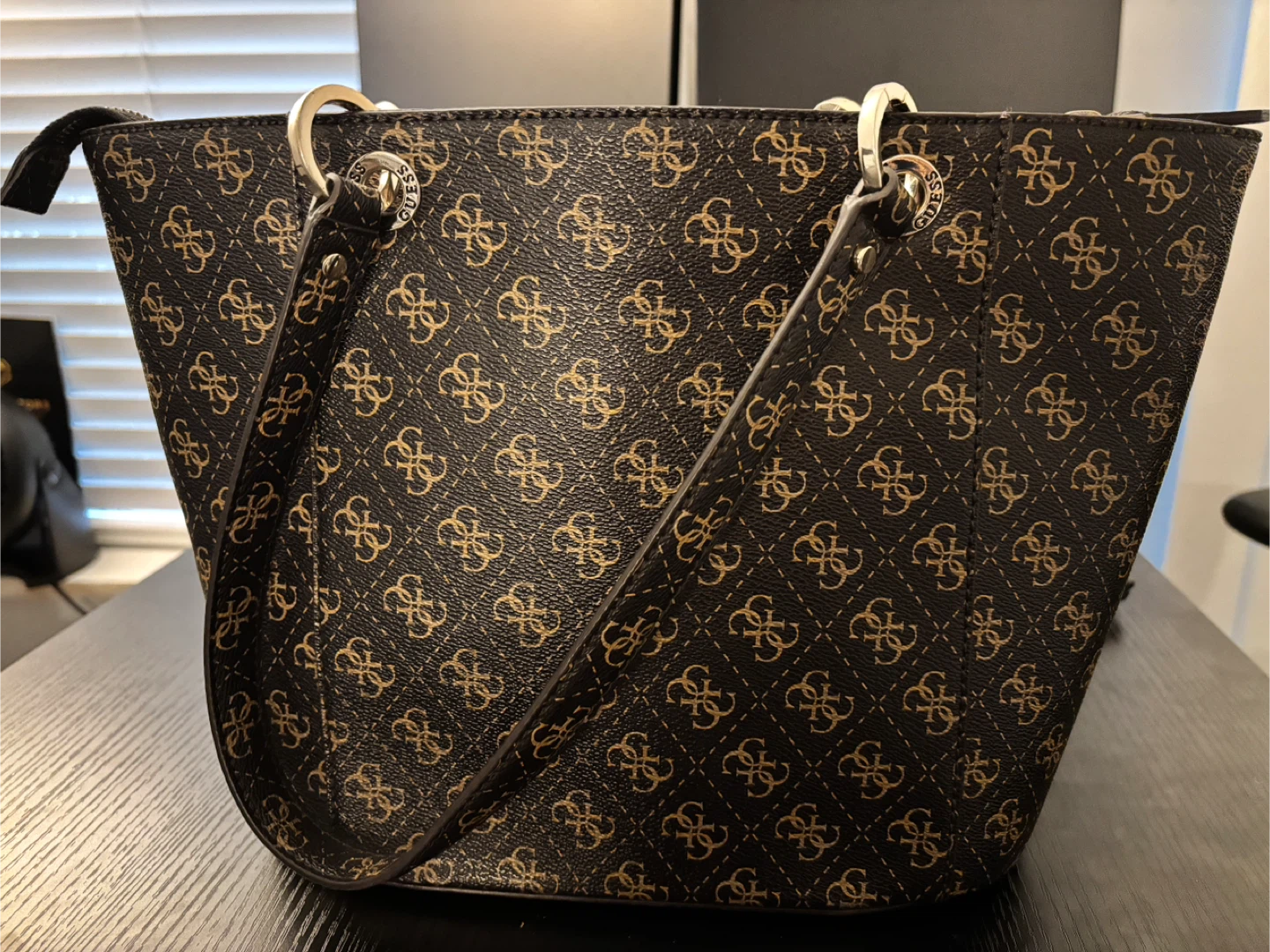 Guess Brown Pattern Tote Bag - photo 2