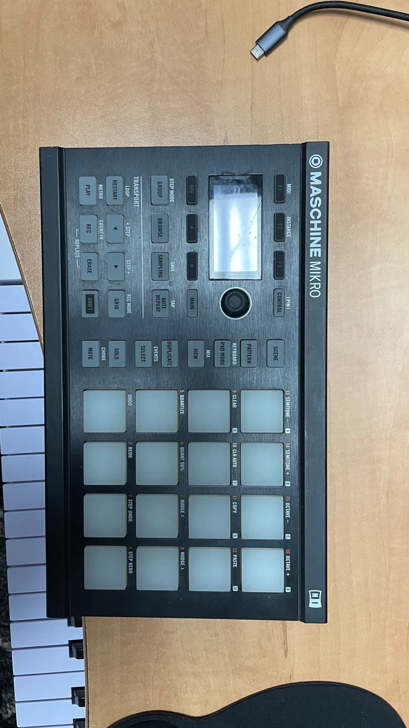 Native Instruments Maschine Mikro Mk3