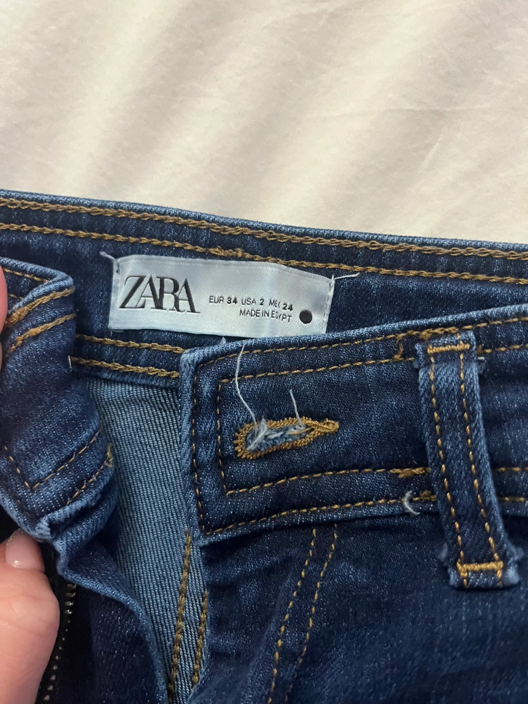 Zara Wide Leg Jeans - Size 2 - photo 2