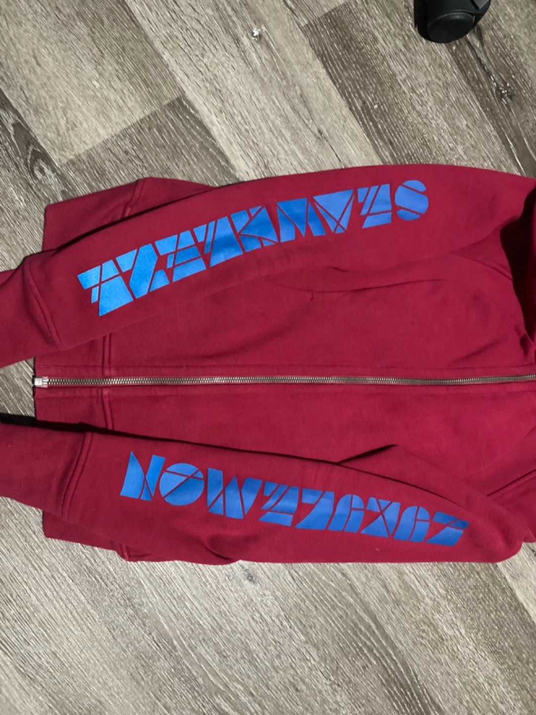 Lululemon Maroon Hoodie - photo 2