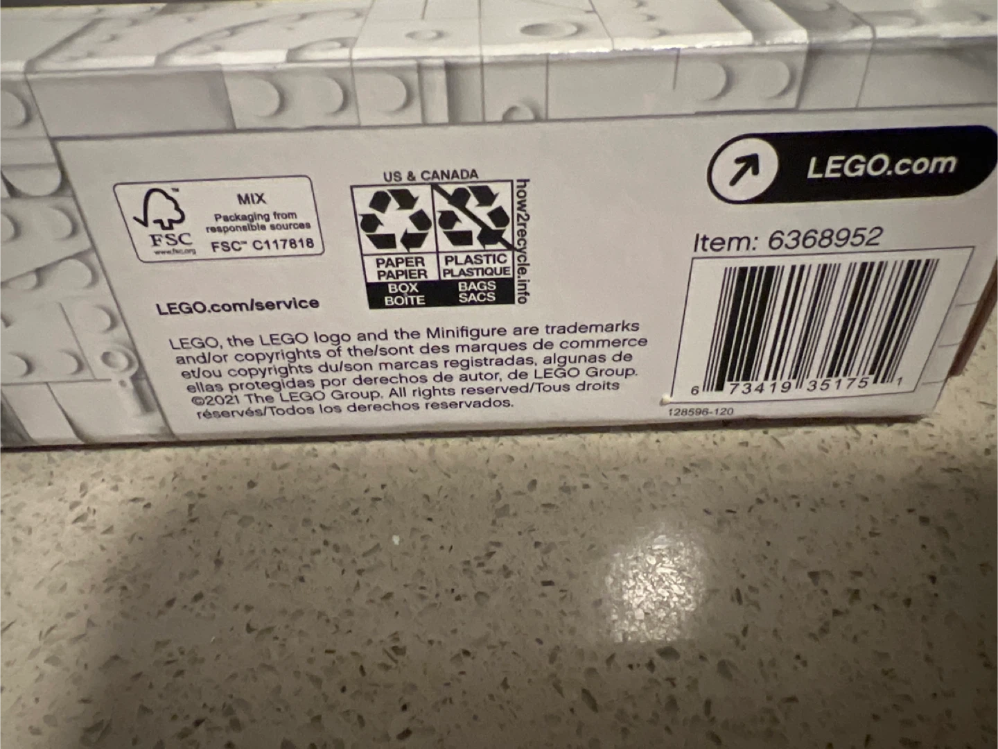 New LEGO Everyone is Awesome Set 40516 - photo 4
