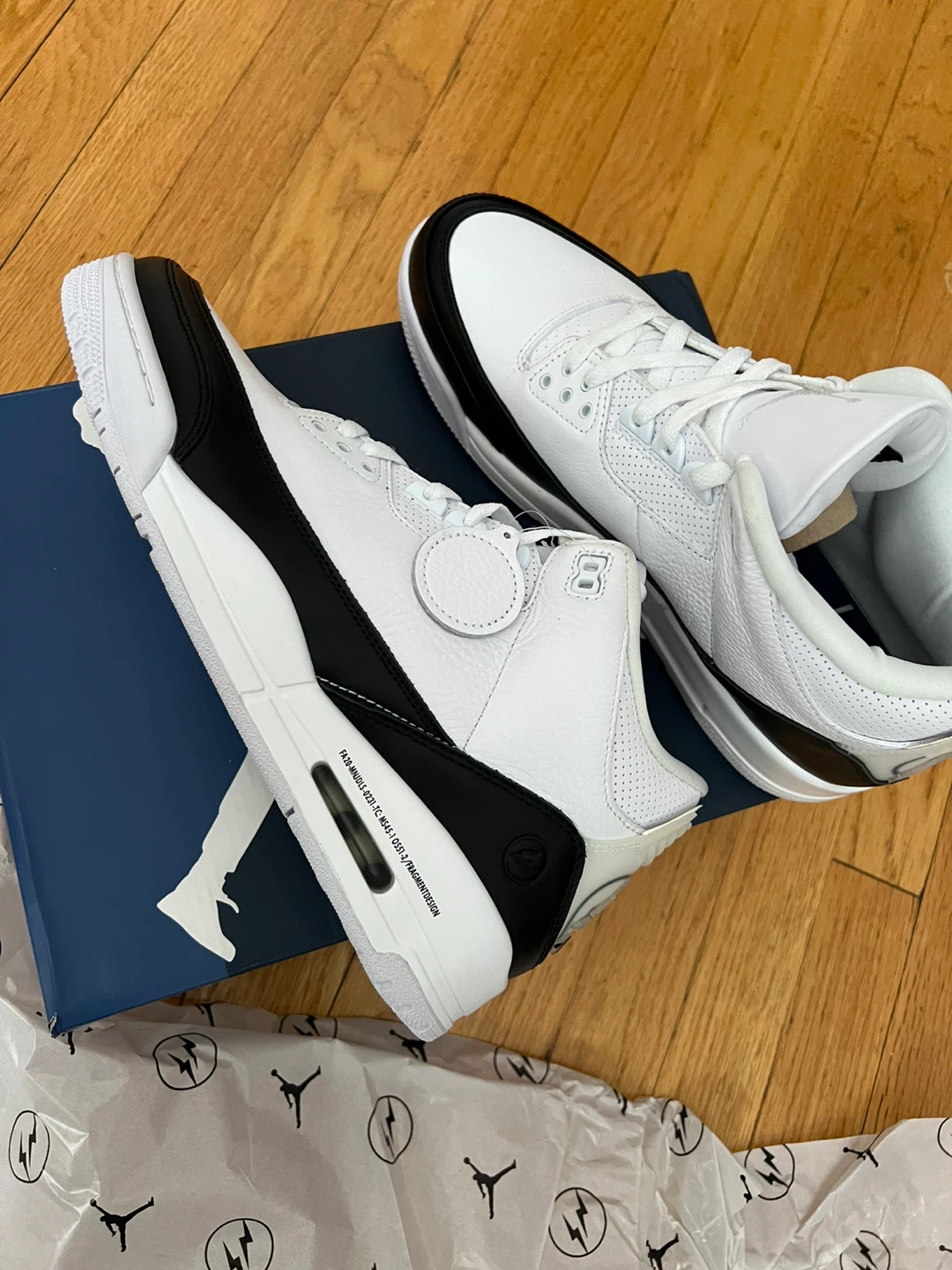 Jordan 3 retro fragment