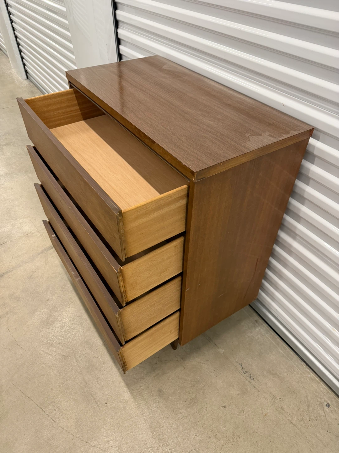 Mid-Century Modern 4-Drawer Dresser - photo 3