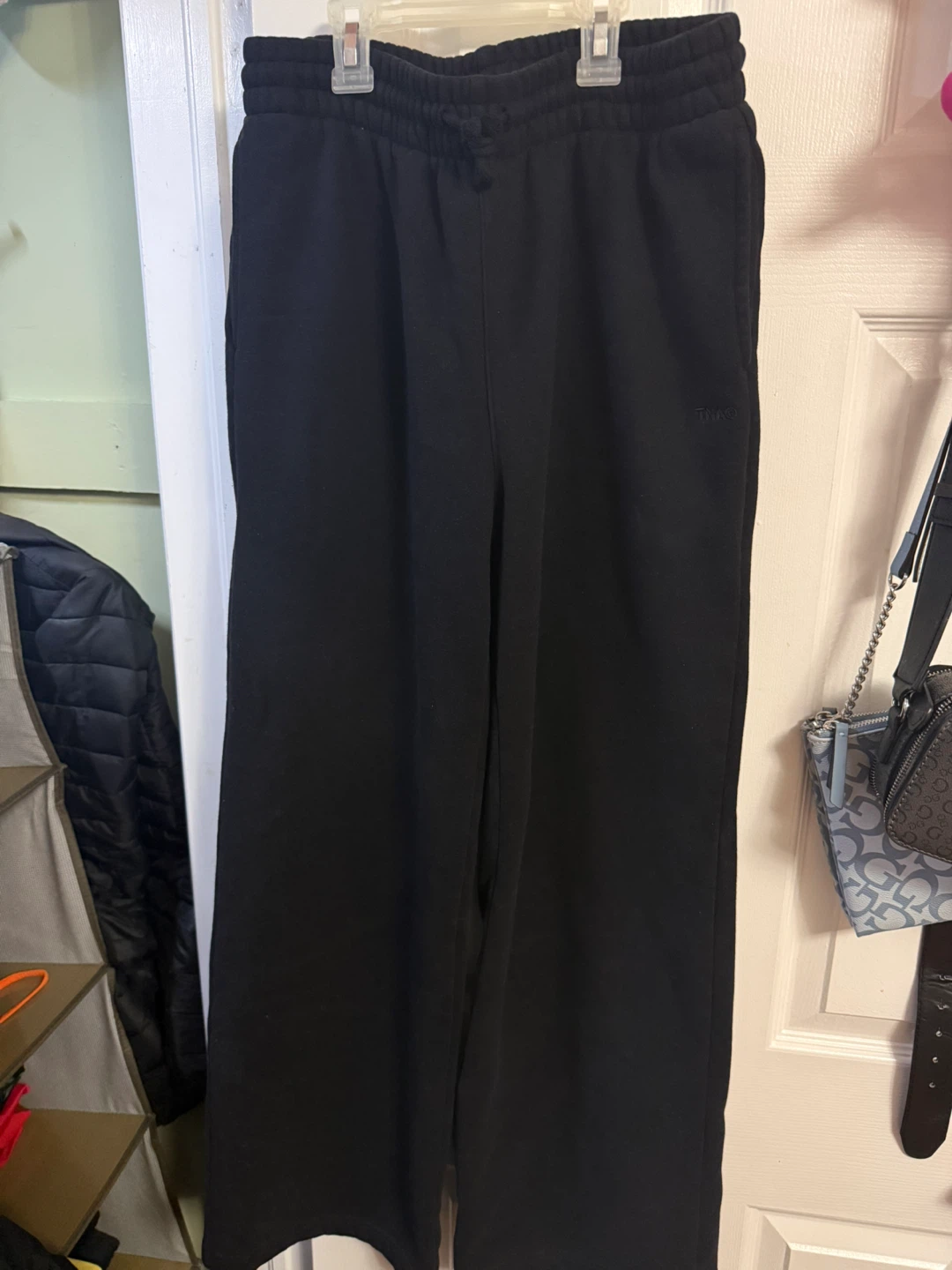 Medium - Aritzia Cozy Sweatfleece Wide Joggers