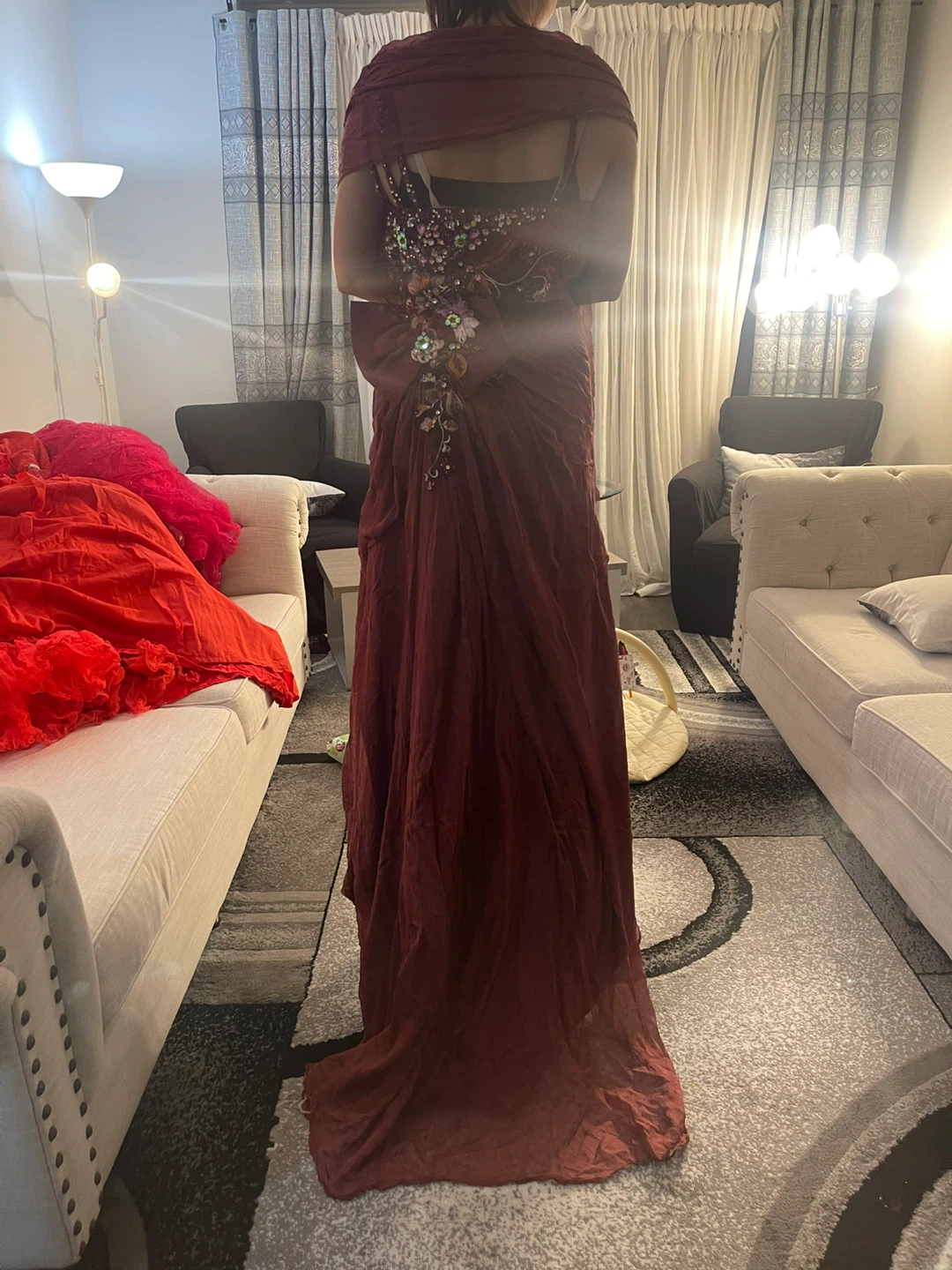 Elegant Burgundy Dress with Embellishments - photo 4