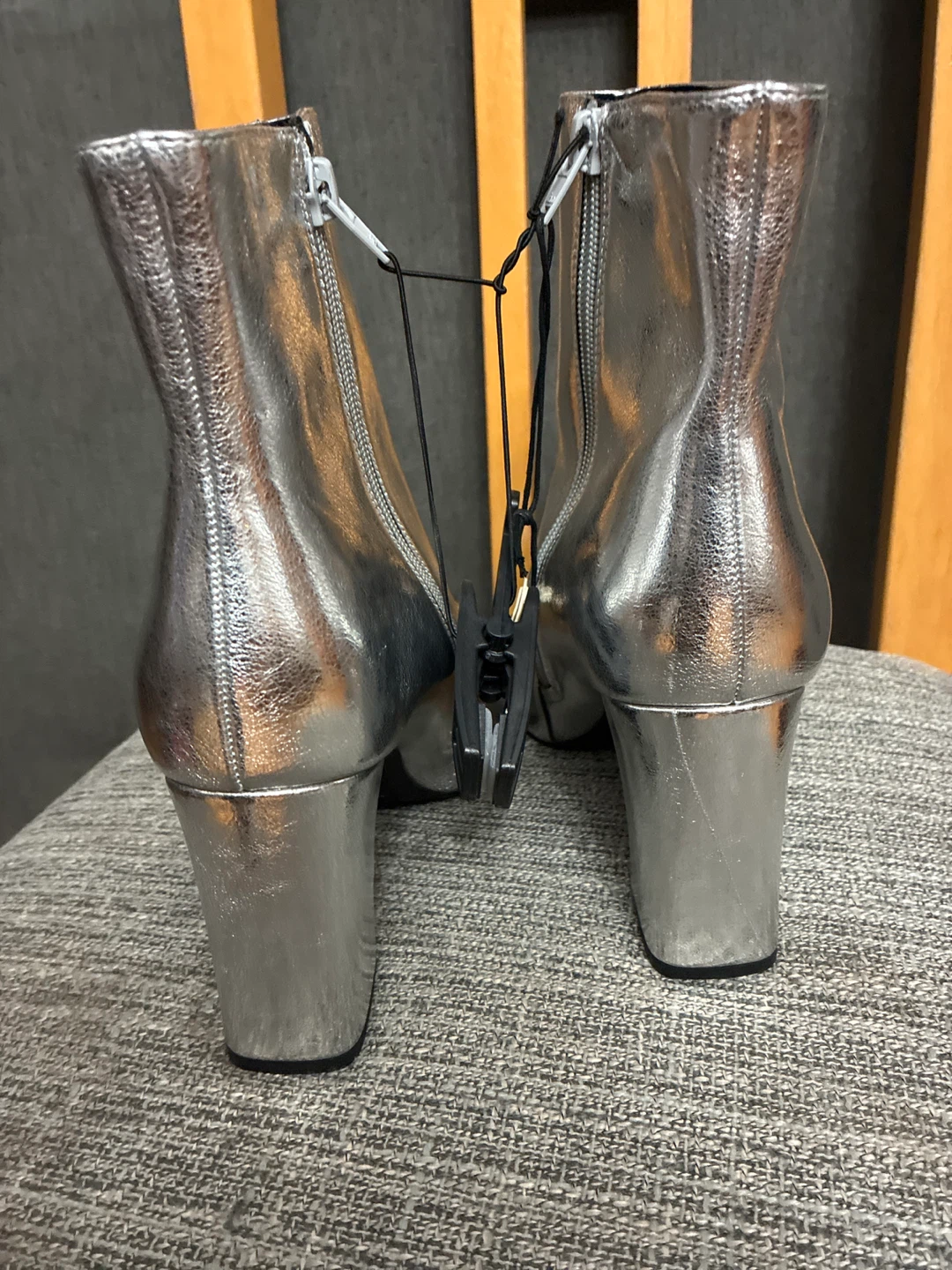 Steve Madden New Silver Ankle Boots - Size 8 - photo 3