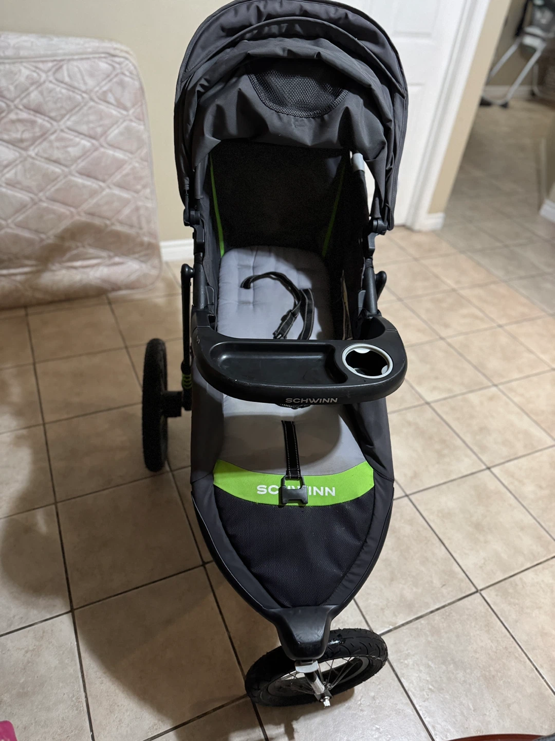 Schwinn J Stroller - Black/Green