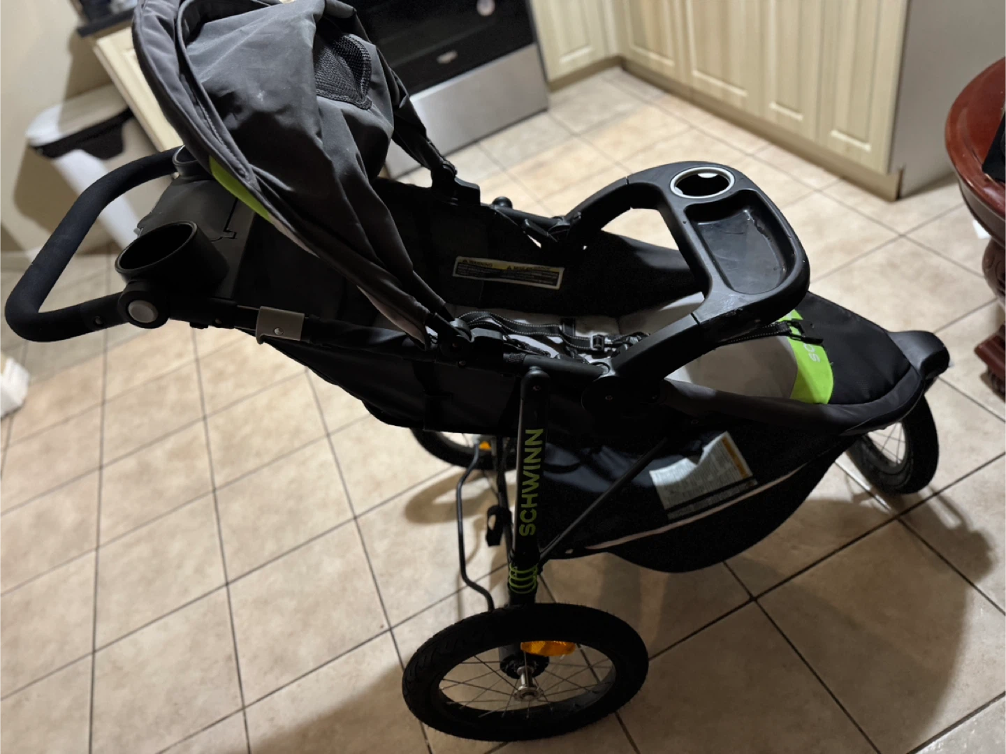 Schwinn J Stroller - Black/Green - photo 2