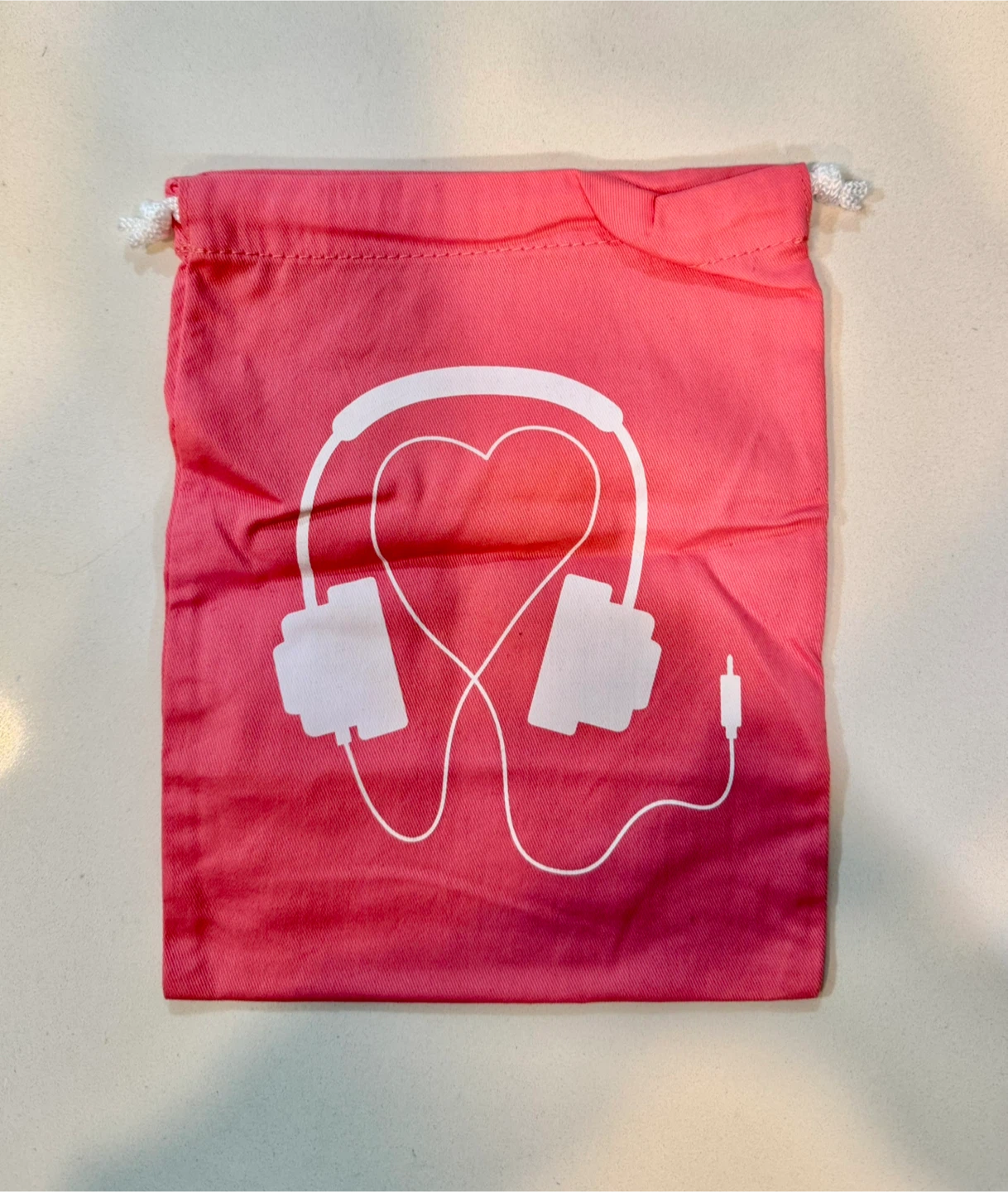 Pink Drawstring Bag with Headphone Design_NWT