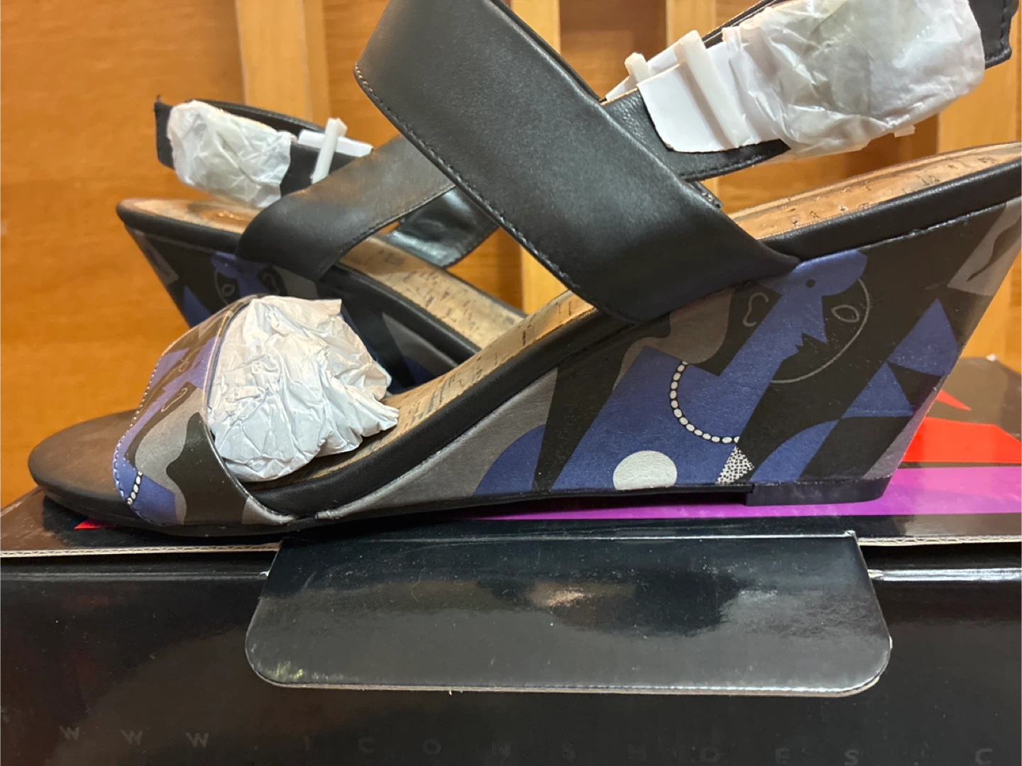 New ICON Picasso Leather Wedge Sandals - Size 10 - photo 3