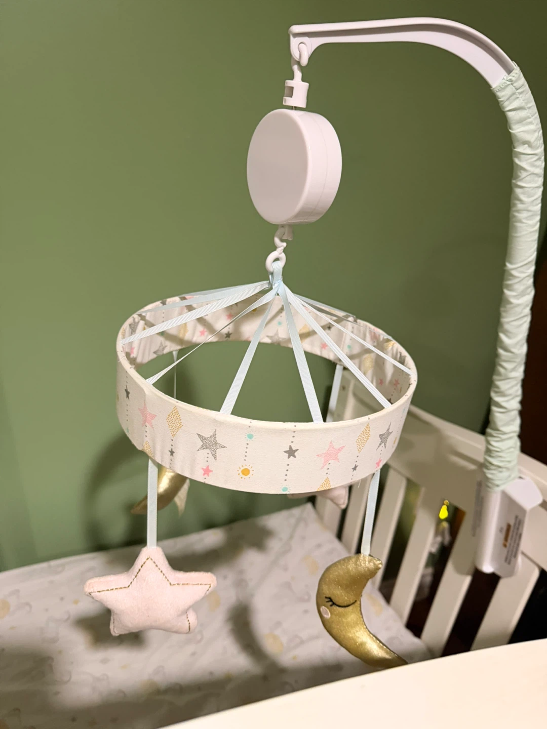 Convertible White Baby Crib with Mattress & Mobile - photo 3