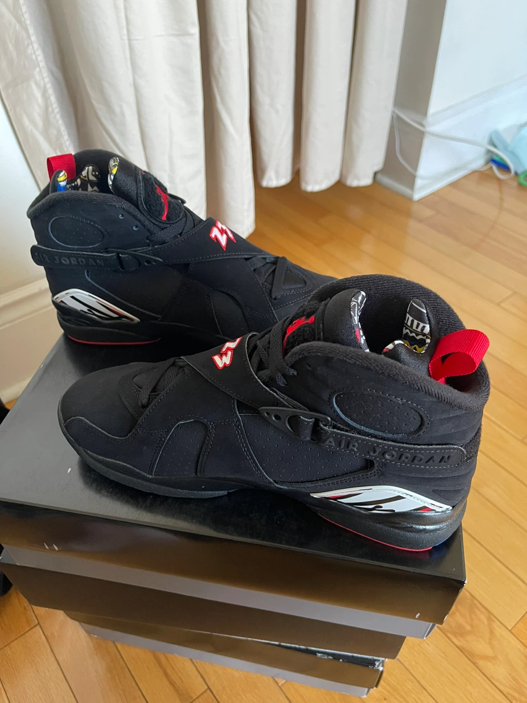 Air Jordan 8 Retro Playoffs - photo 4