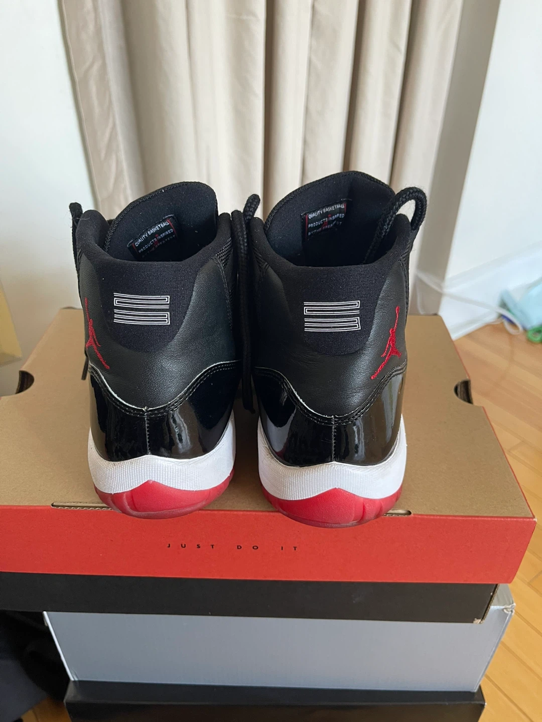 Air Jordan 11 Retro Bred - photo 4