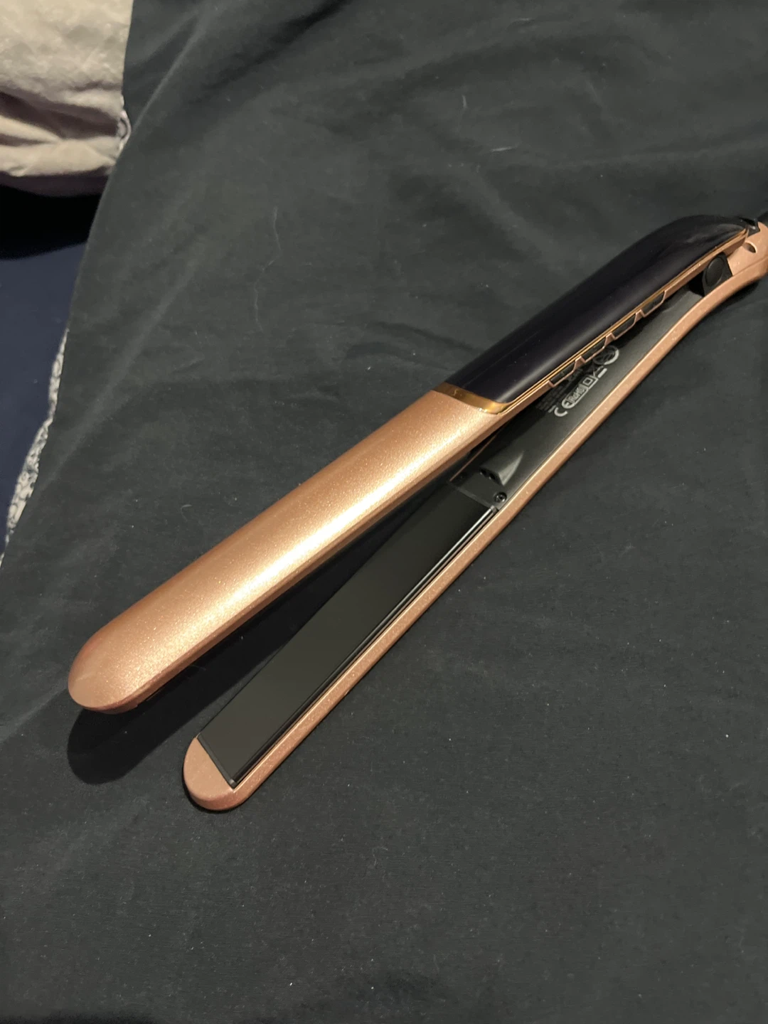 Hair straightener
