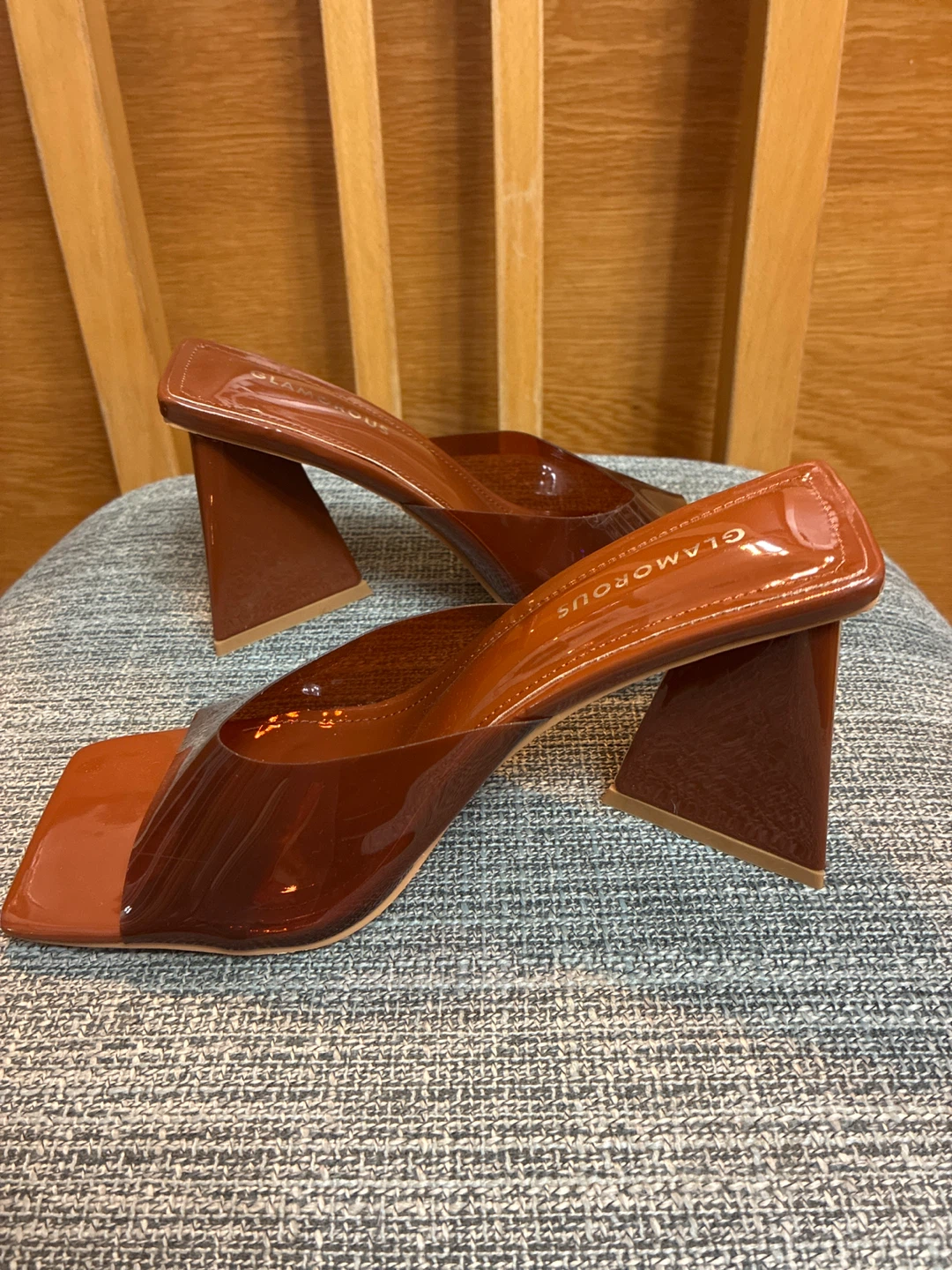 New Glamorous Patent Triangle Heeled Mules Size 8 - photo 2