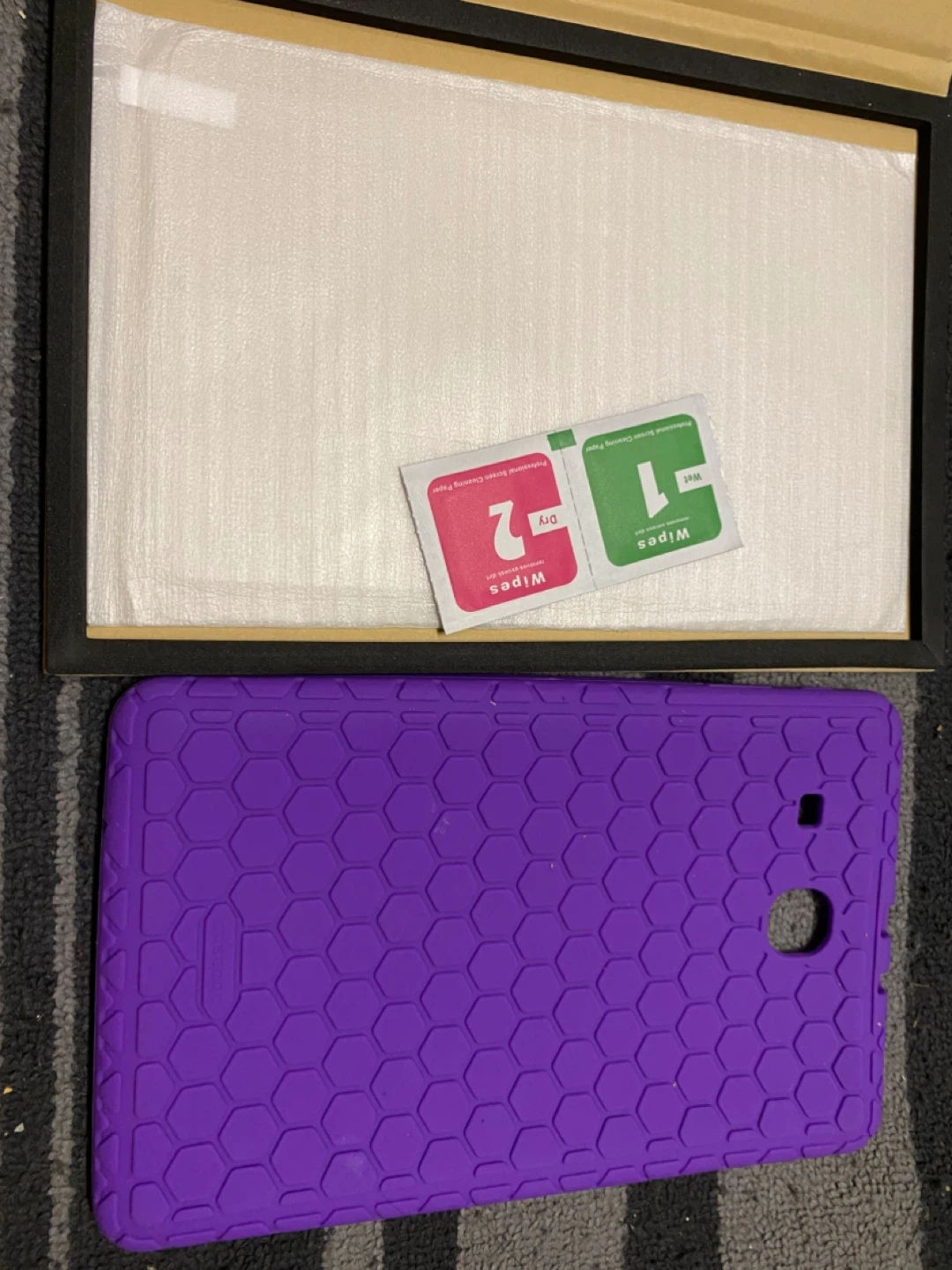 New Samsung Galaxy Tab 9.6 Tablet case + Screen Protector - photo 4