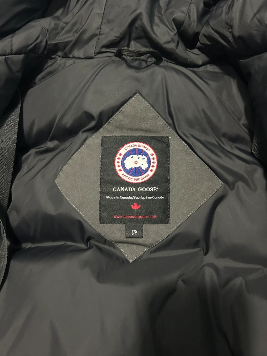 Canada Goose Parka - Size S - photo 3