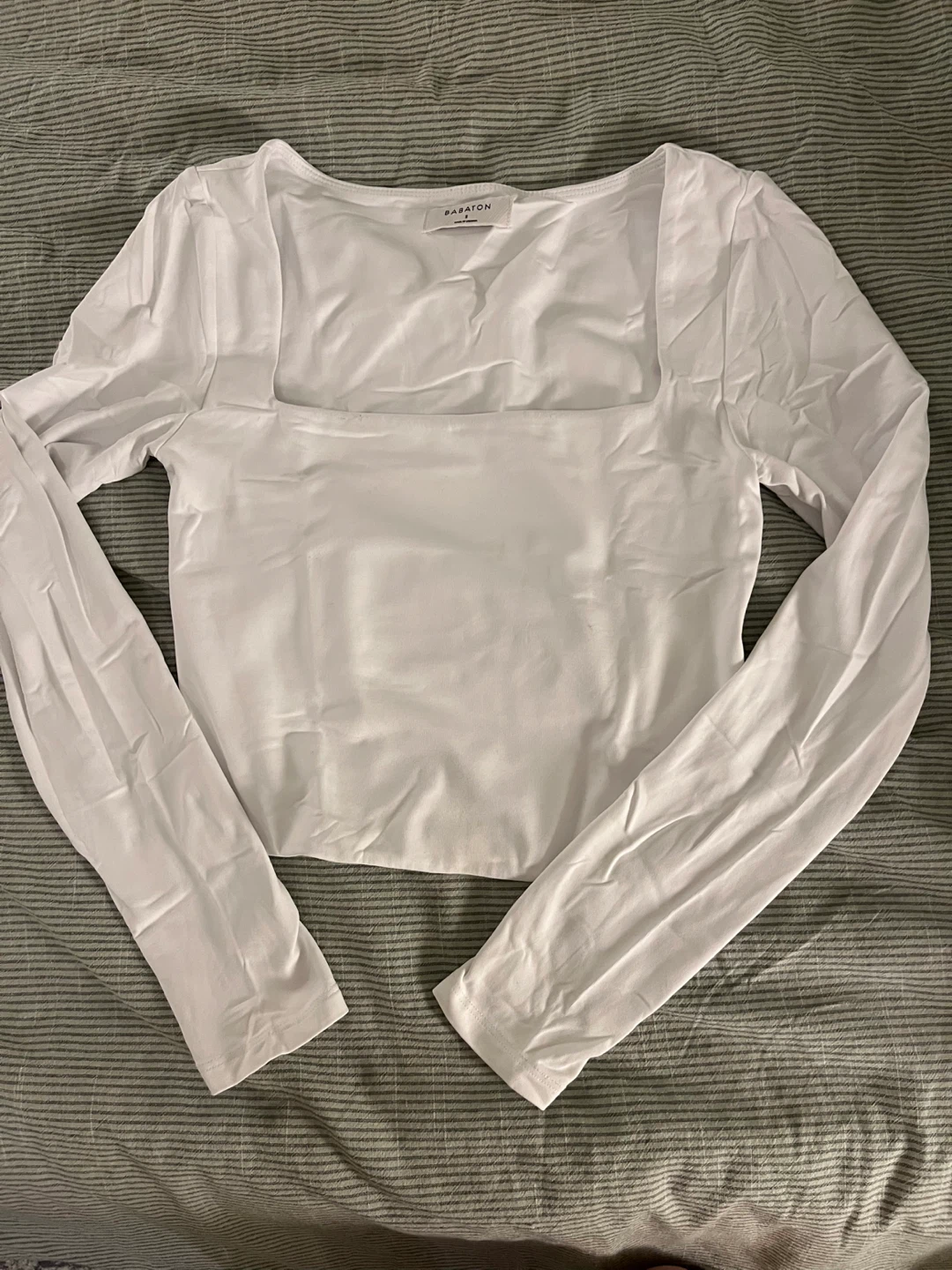 Aritzia Babaton Square Neck Long Sleeve Top - Size S - photo 2