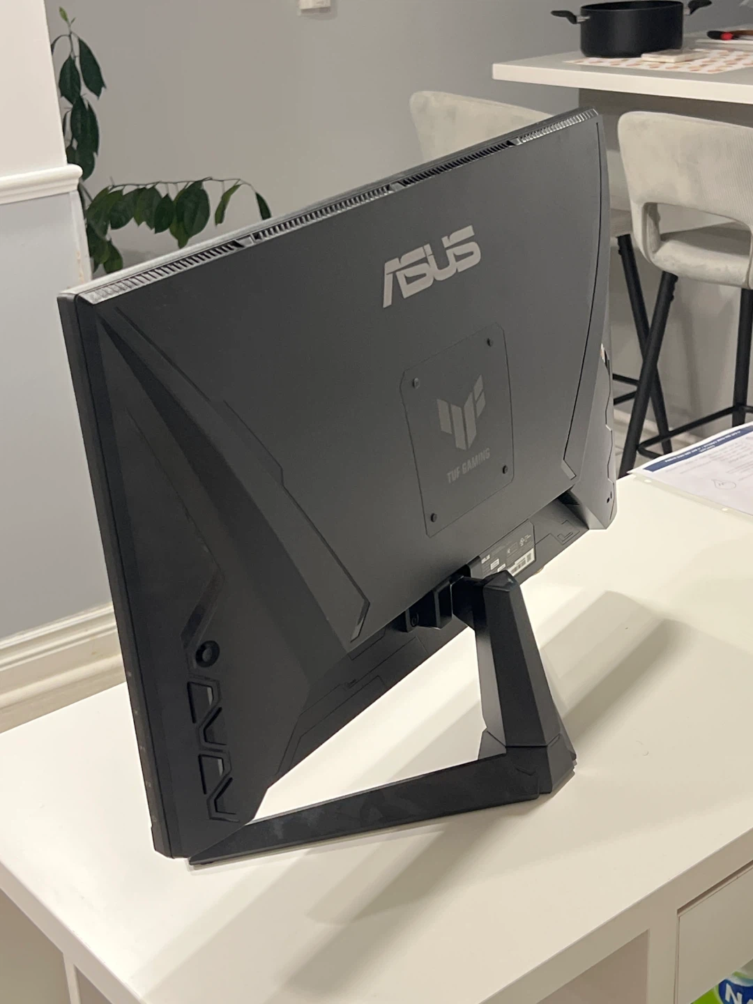 ASUS TUF 27" FHD 180Hz Gaming Monitor - photo 2
