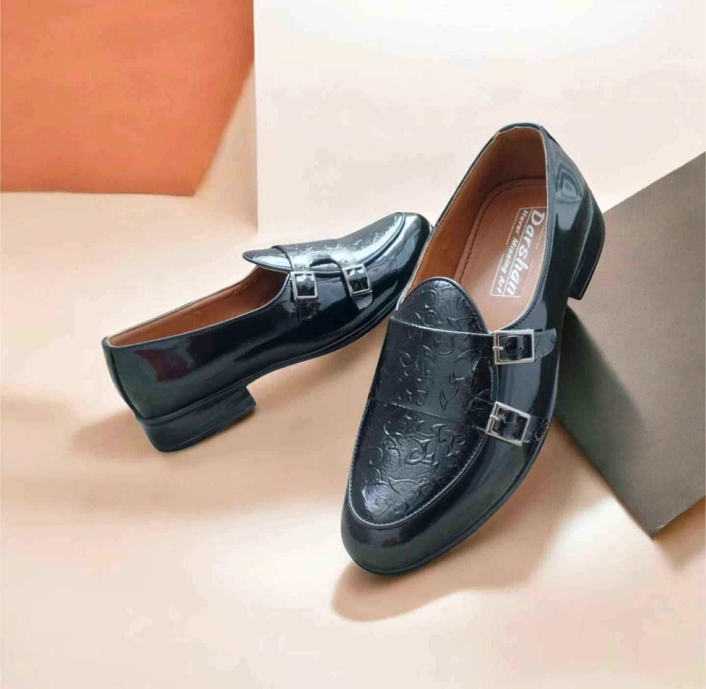 Darshan Black Leather Loafers