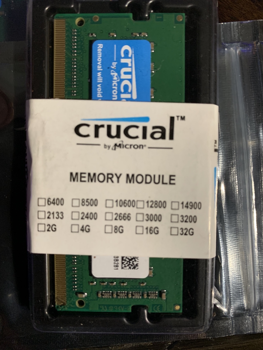 Crucial 8GB DDR4-2400 SODIMM Memory Module - photo 2