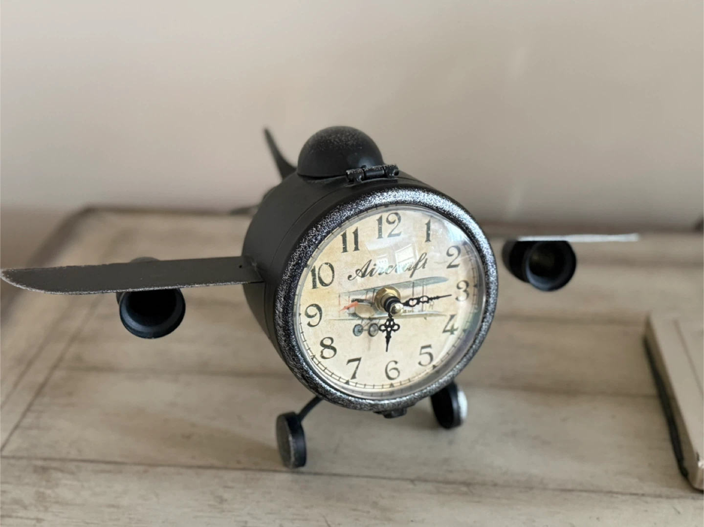 Aircraft Table Clock - Black