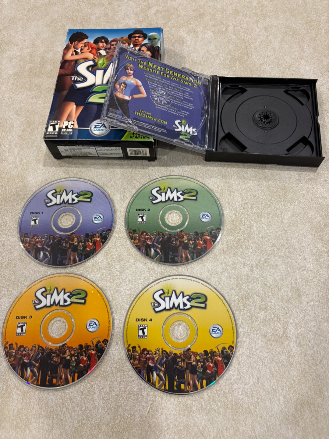 The Sims 2 PC Game - photo 3