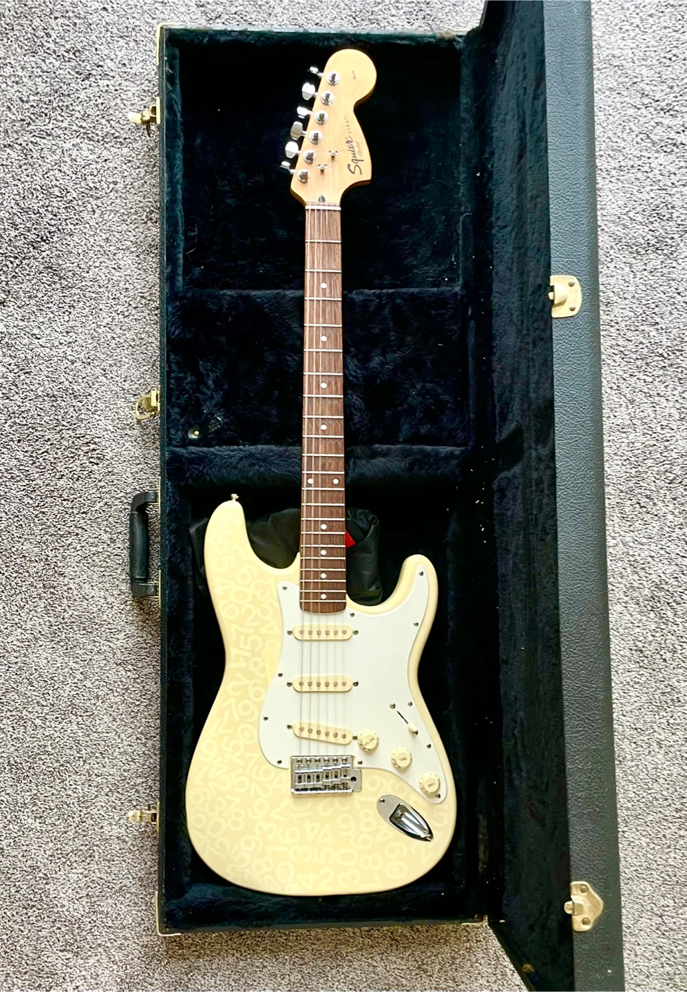 Squier Stratocaster - "Numbers" Graphic Finish w/ Hard Case