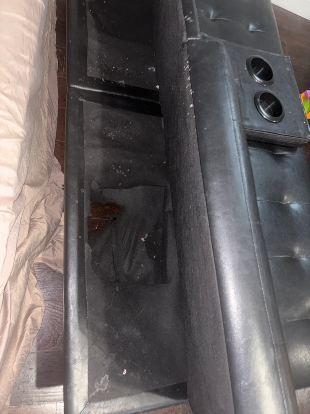 Small futon with cup holders - photo 3