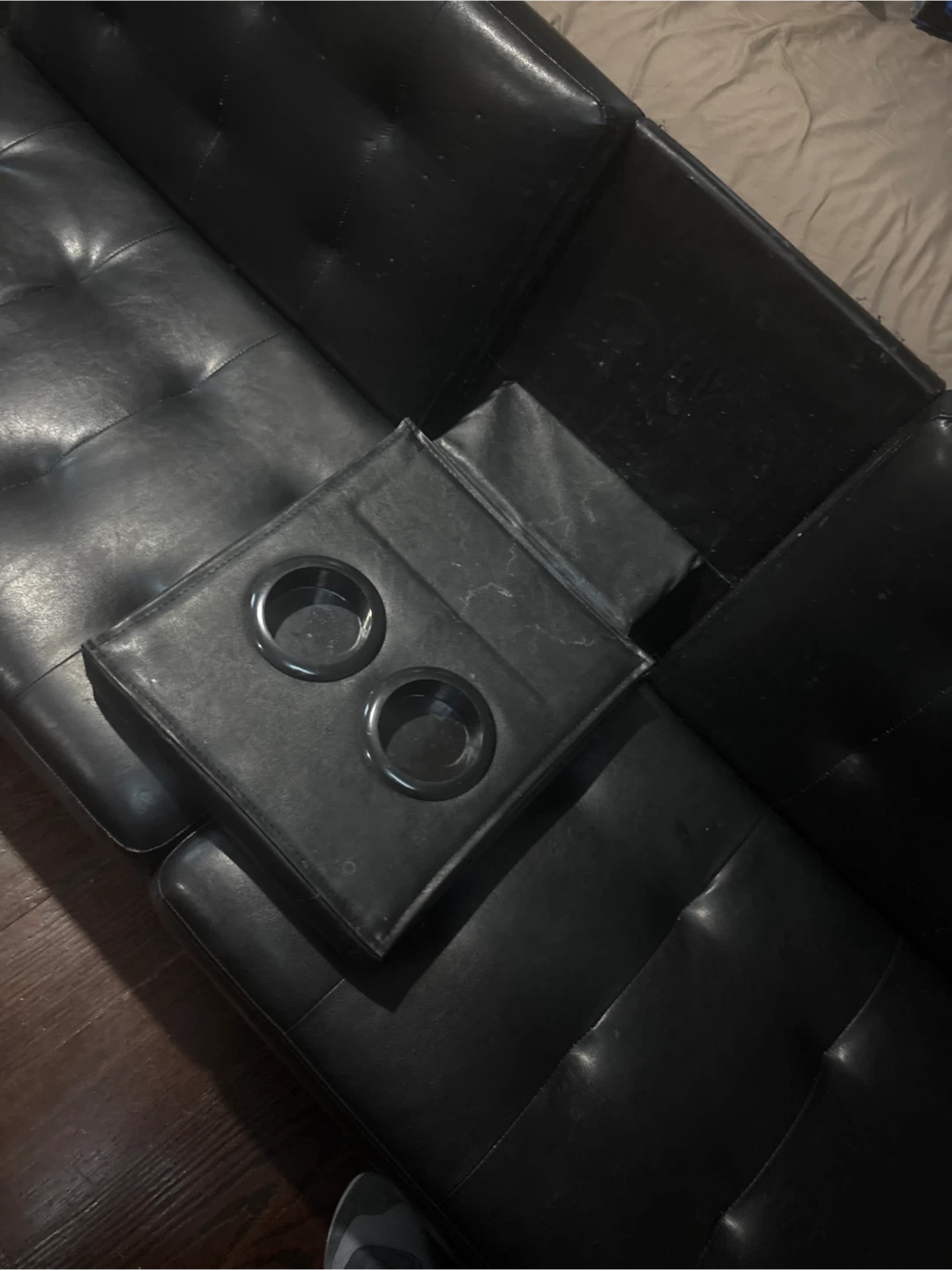 Small futon with cup holders - photo 2