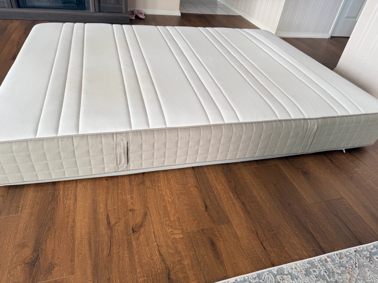 IKEA Queen Mattress - White - photo 2
