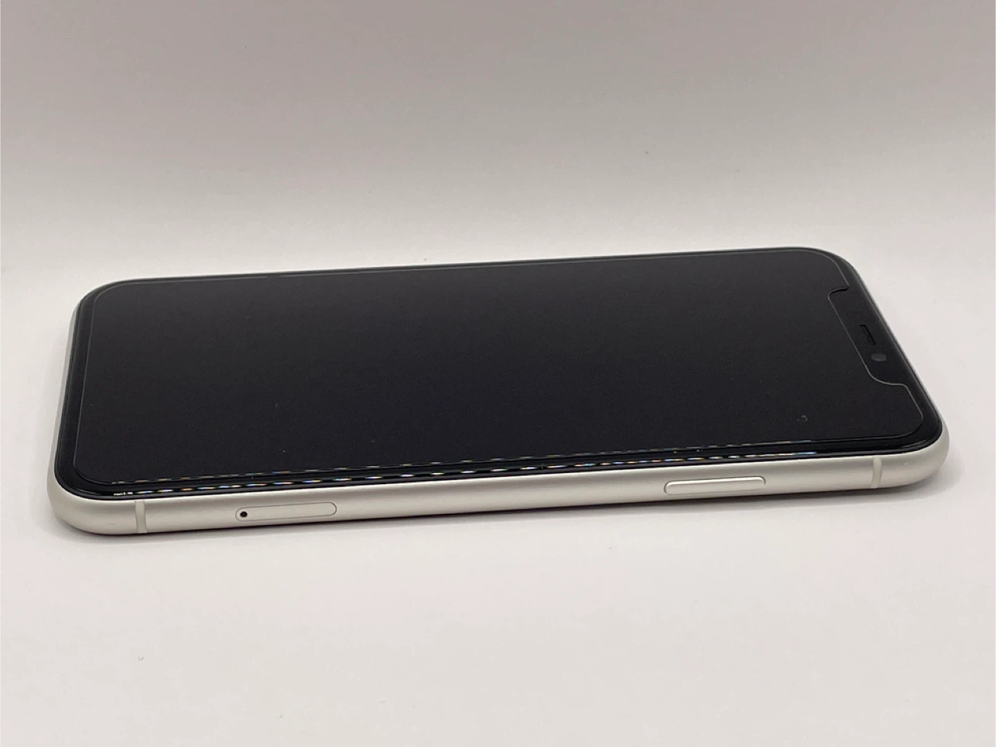 iPhone 11 128g - photo 2