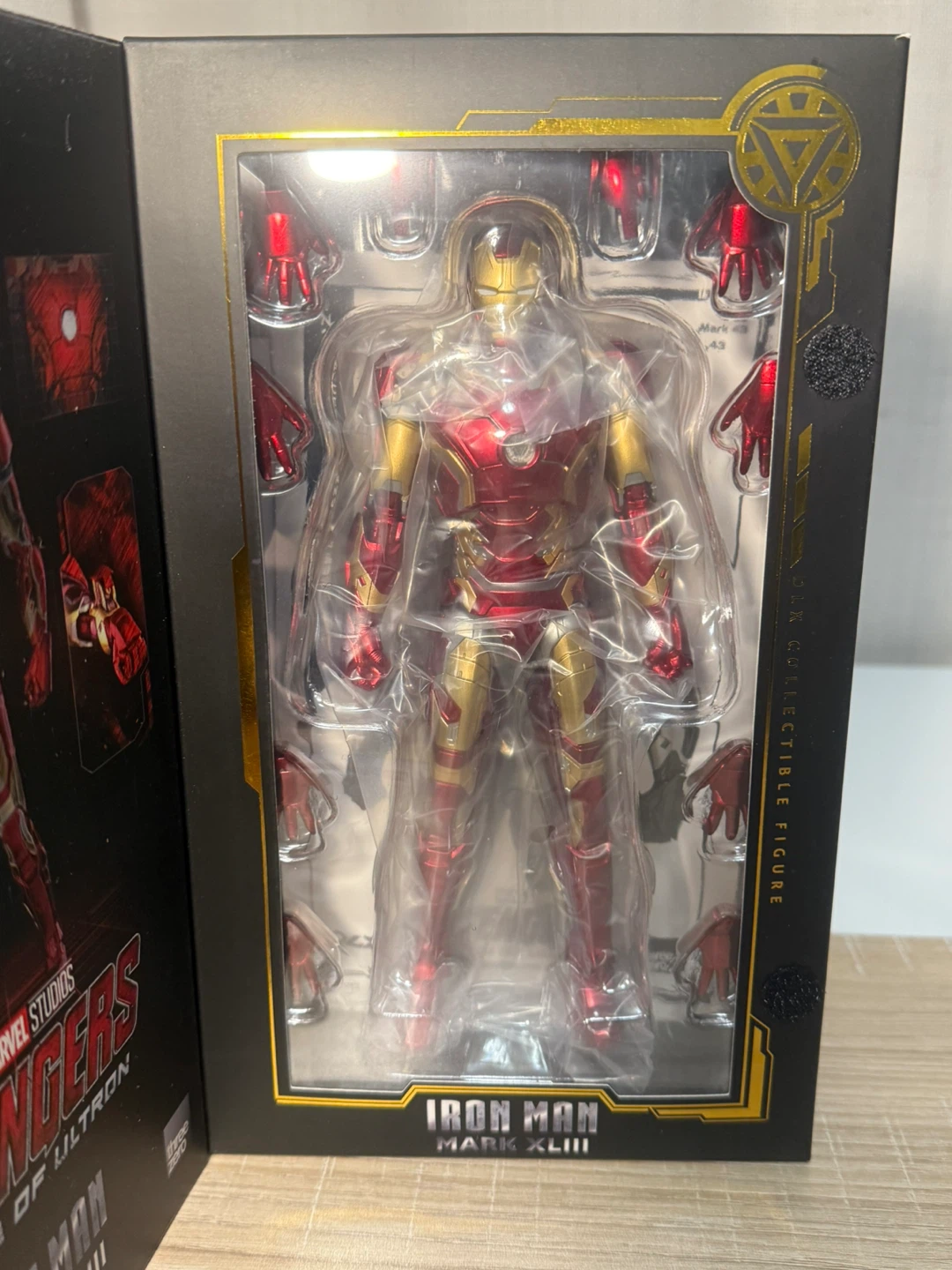 Threezero DLX Iron Man Mark XLIII Avengers Figure - photo 2