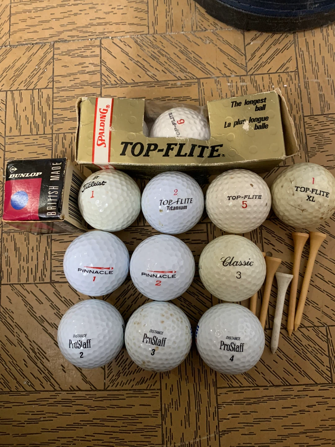 Golf Club Set with Labatt Blue Bag - photo 5