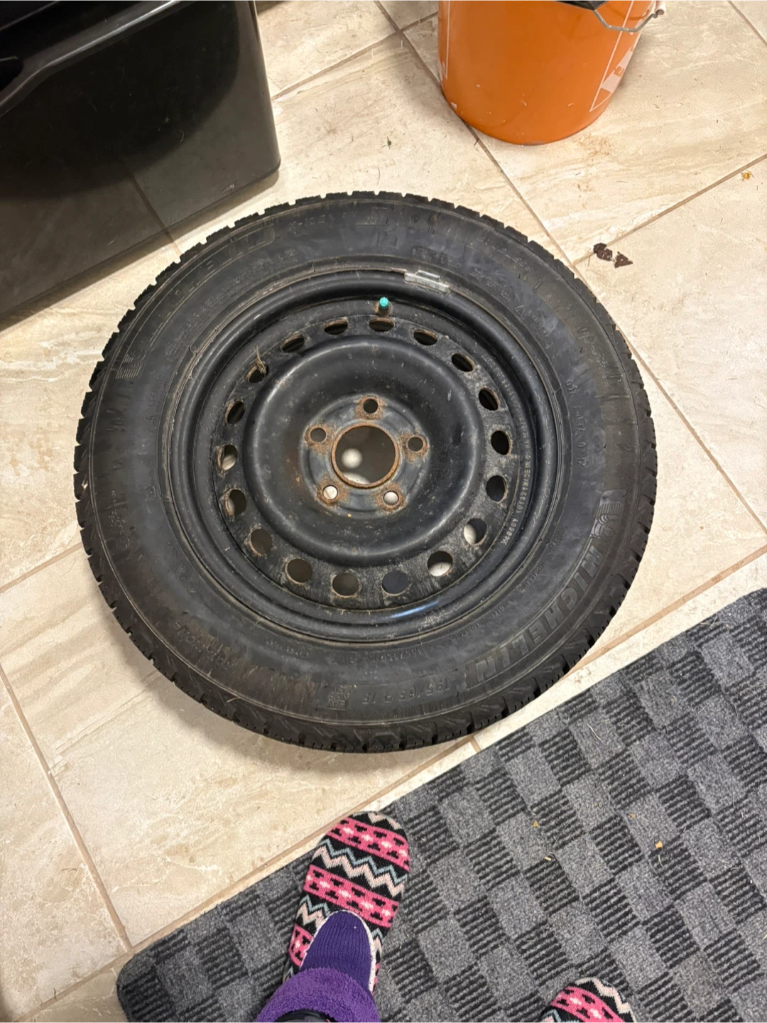 Michelin 195/65R15 Studless Winter Tire