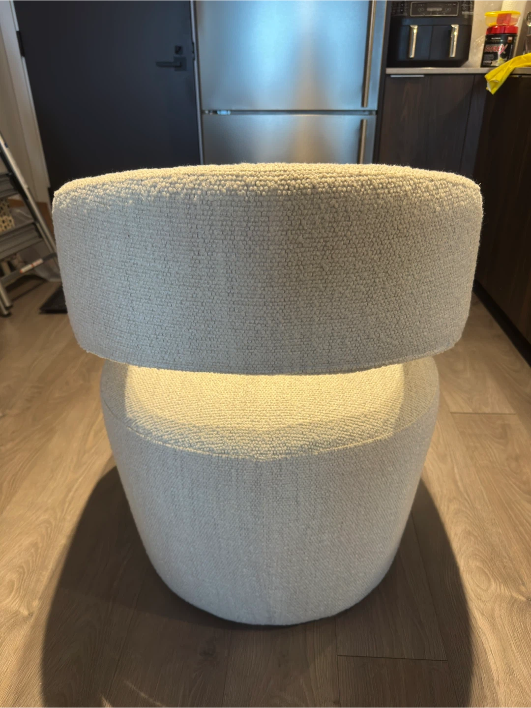 Boucle Swivel Chair - Ivory Colour - photo 2