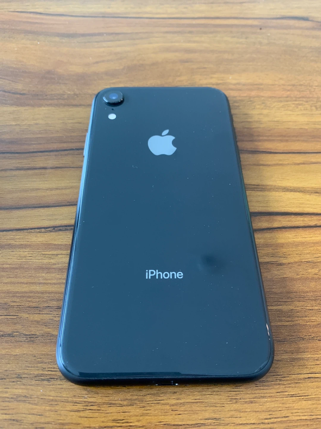 iPhone XR - Black - photo 2
