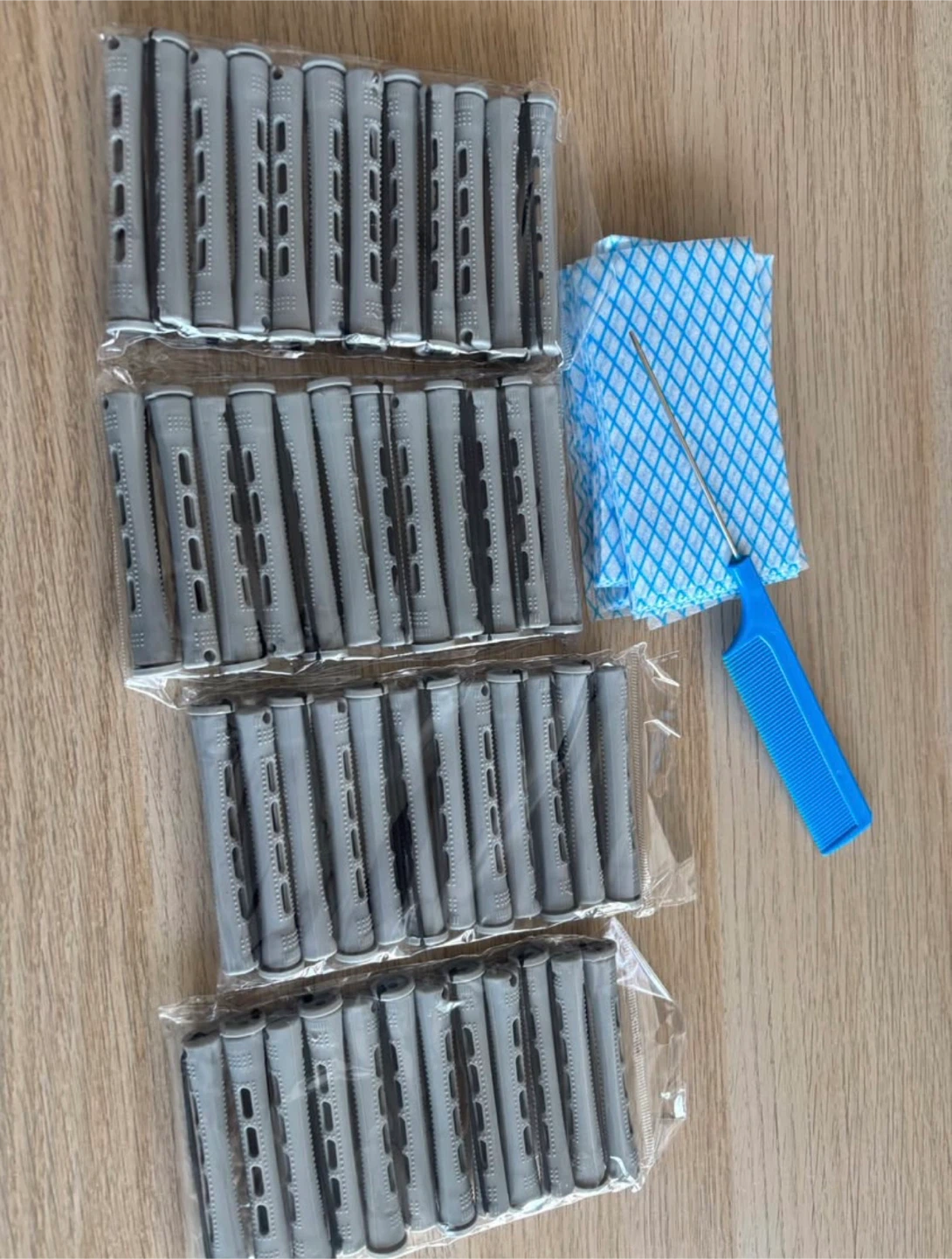 Hair Perm Set - Rods, Tail Comb, End Paper - photo 2