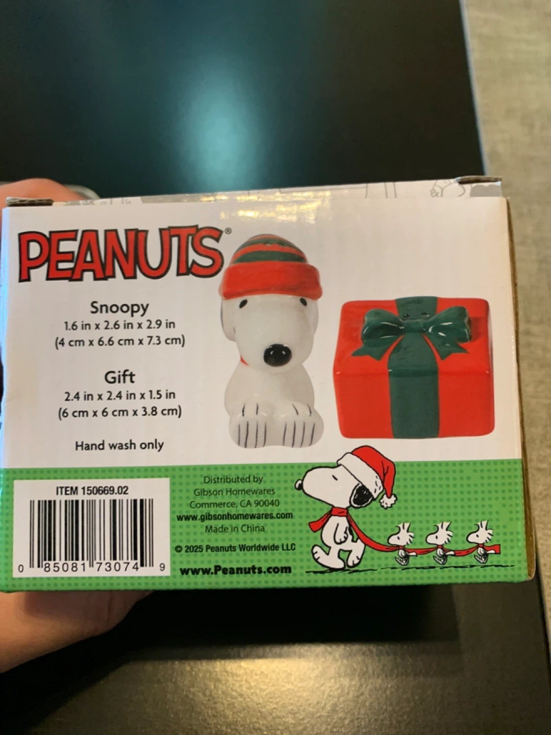 New Peanuts Snoopy Salt & Pepper Shaker Set - photo 3